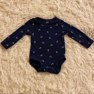 NAVY ANCHOR ONESIE